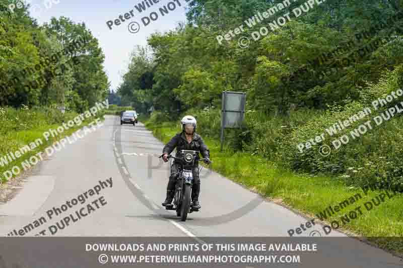 Vintage motorcycle club;eventdigitalimages;no limits trackdays;peter wileman photography;vintage motocycles;vmcc banbury run photographs